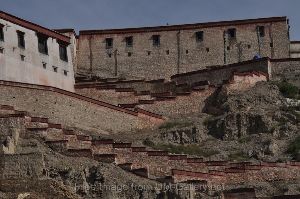 10092011Xigaze-Gyangzi-Palcho Monastery-dzong_sf-DSC_0654.JPG